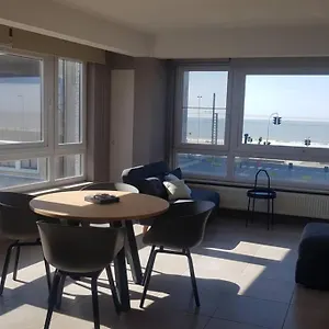 Studio Voor 2 Of 3 Pers Met Zeezicht Ostende