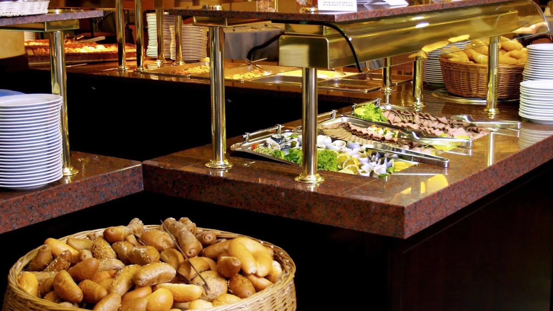 Danubius Hotel Hungaria City Center Budapest 4*,
