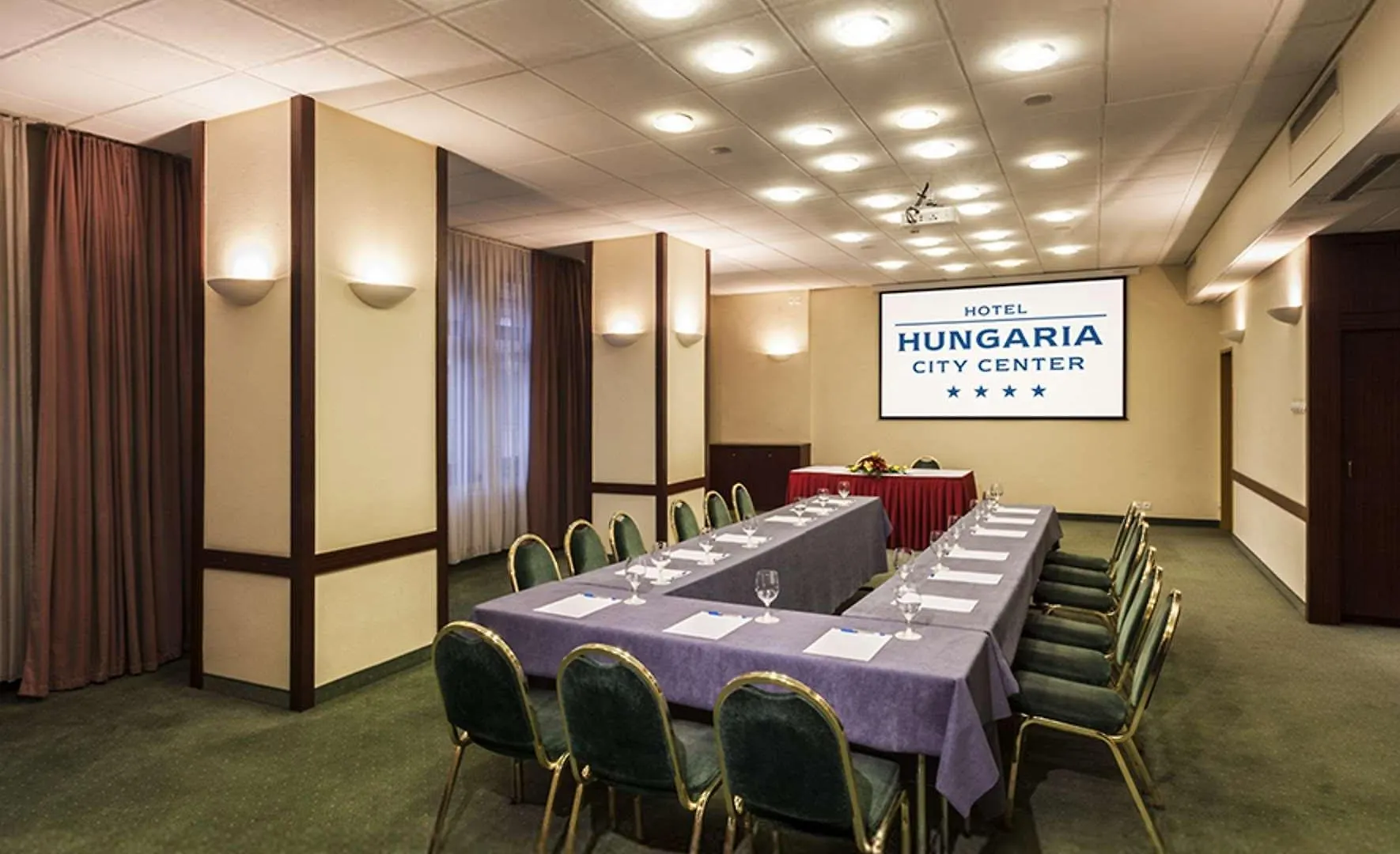 Danubius Hotel Hungaria City Center Budapest 4*,  Hungary