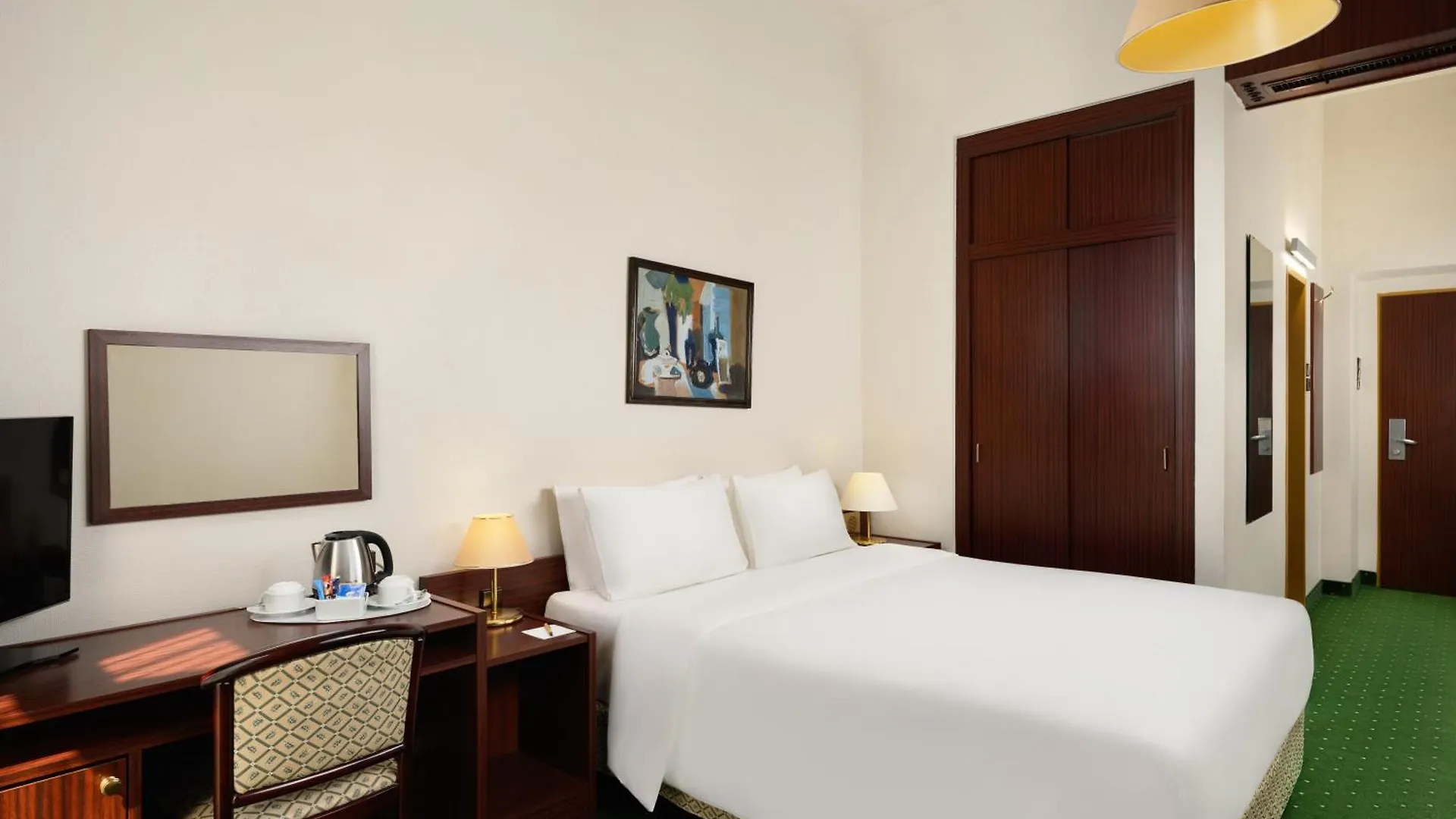 ****  Danubius Hotel Hungaria City Center Budapest Hungary